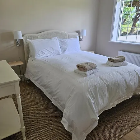 Three Bedroom Cosy Quiet Luxury In The Burren Wild Atlantic Way Nyaraló