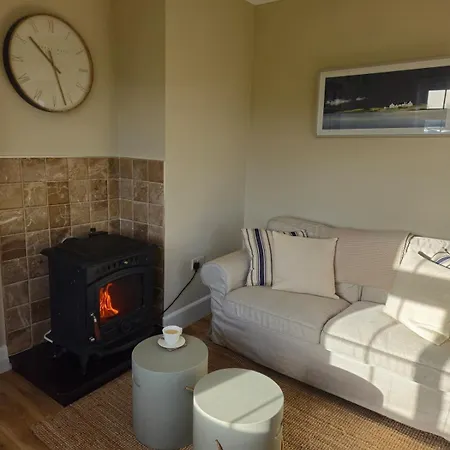 Three Bedroom Cosy Quiet Luxury In The Burren Wild Atlantic Way Ferienhaus Galway