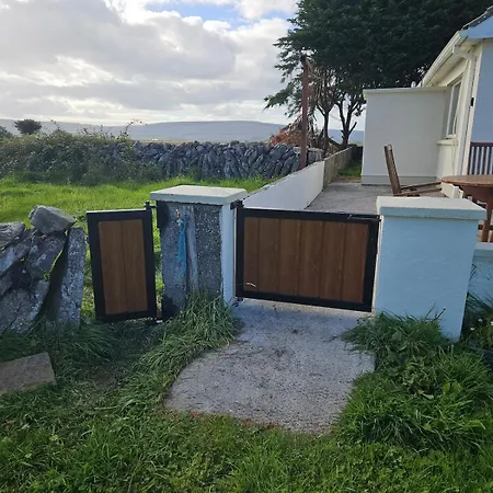Three Bedroom Cosy Quiet Luxury In The Burren Wild Atlantic Way Ferienhaus
